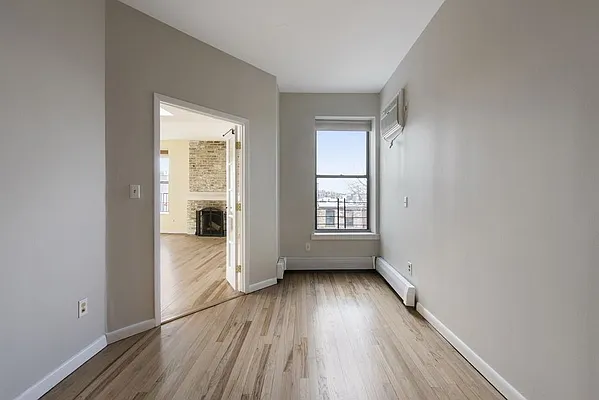 Rented by Manhattan Spaces | media 11