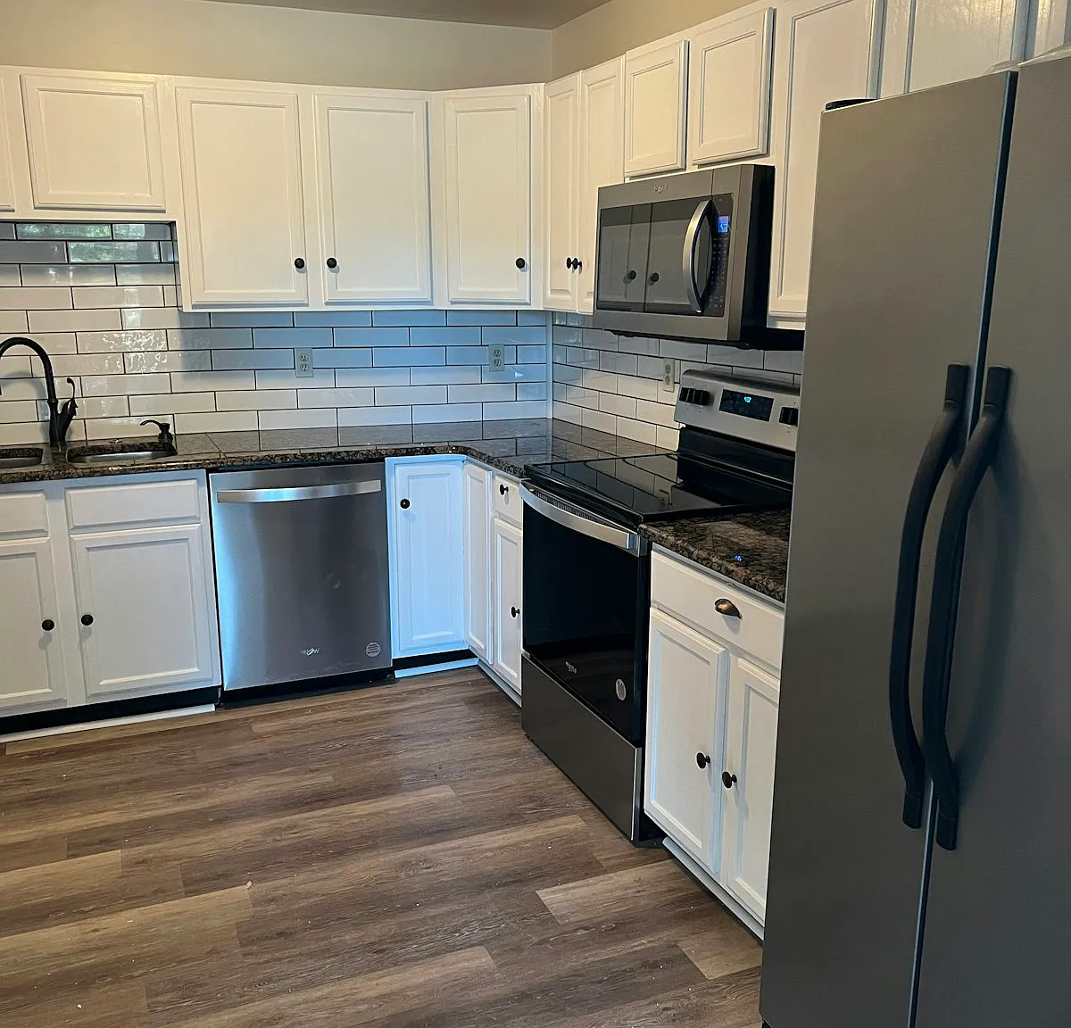 5602 Drawbridge Court — Photo 2