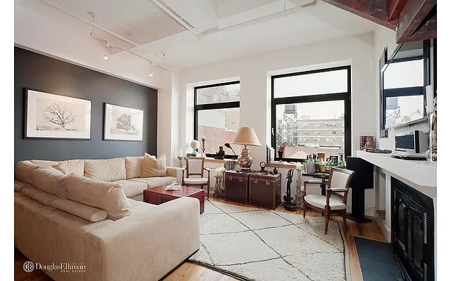 Rented by Douglas Elliman | media 9