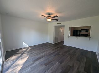 201-213 S Poplar St #203, Newport, AR 72112