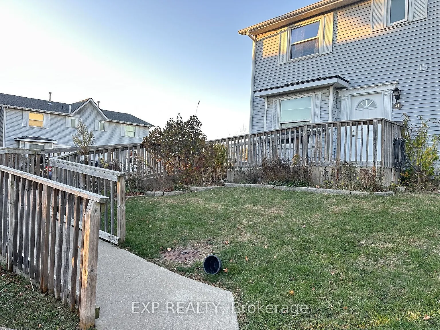 3 bed, $2,600 — Photo 2