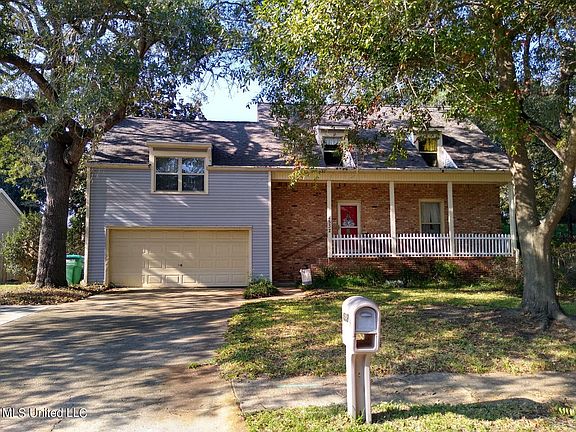 2nd image of 4532 Shadow Wood Cir