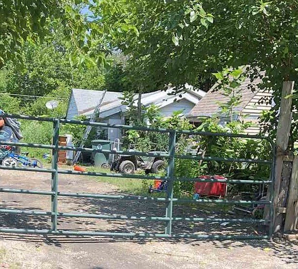 2nd image of 408 W Harvard Ave