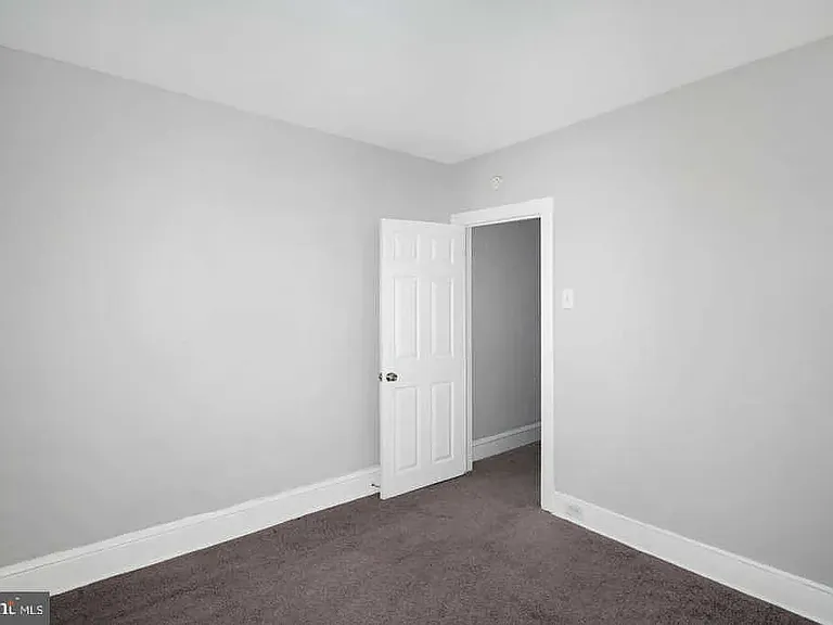 2111 Mifflin St — Photo 16