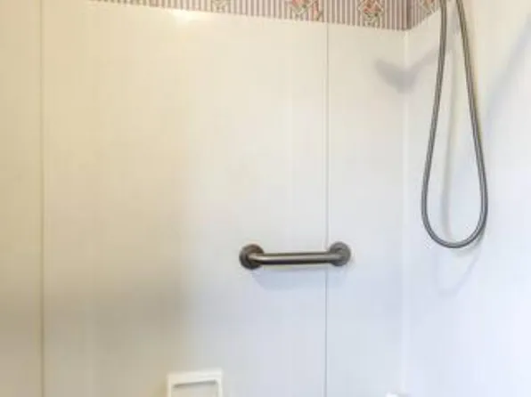 1820 Salem Rd, Wyomissing, PA 19610