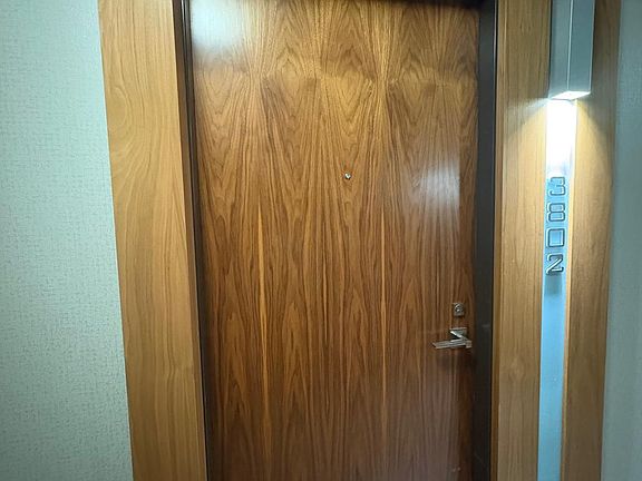 3rd image of 36 Park Lawn Rd #3802