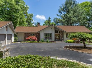 309 Round Hill Rd, Greenwich, CT 06831