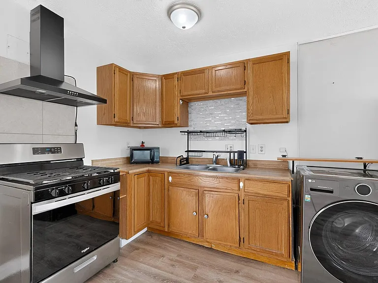 615 Quincy St NE #A & B — Photo 31