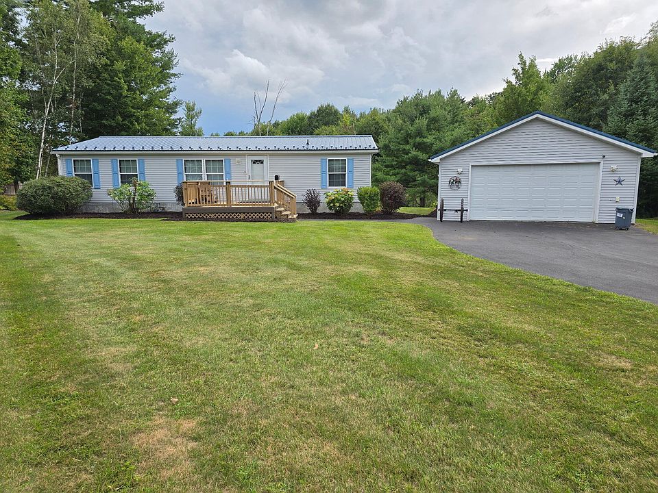 1st image of 18 Foxfire Dr
