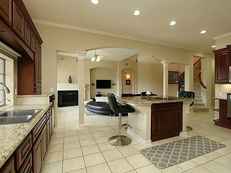 7610 Hampton Bay Ln — Photo 7