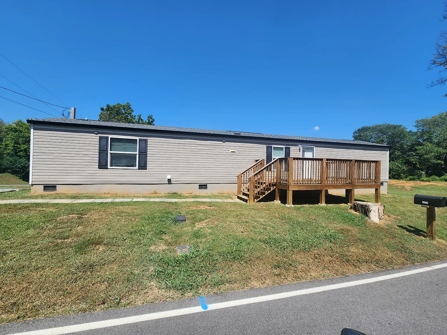 3 bed, 980 sqft, $1,500 — Photo 1