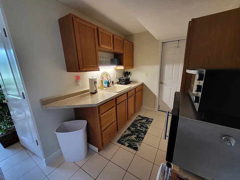 Delta Dr — Photo 18