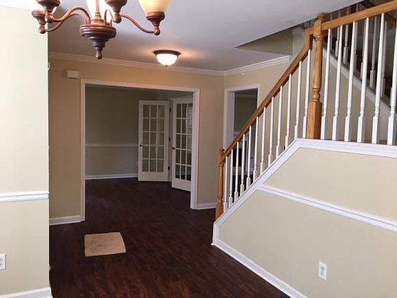 2nd image of 1147 Fountain Glen Ct