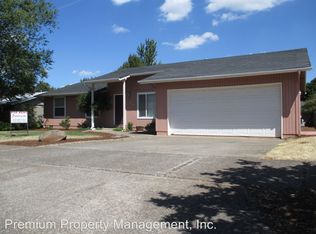 5024 Daniel St S, Salem, OR 97306