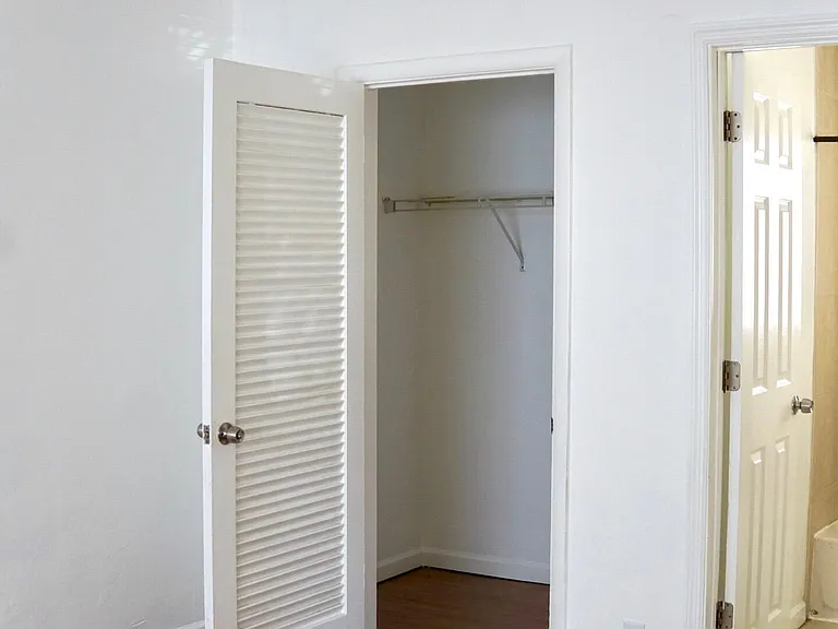 1307 Lucerne Ave #1 — Photo 7