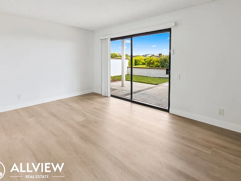 29 Skysail Dr — Photo 19