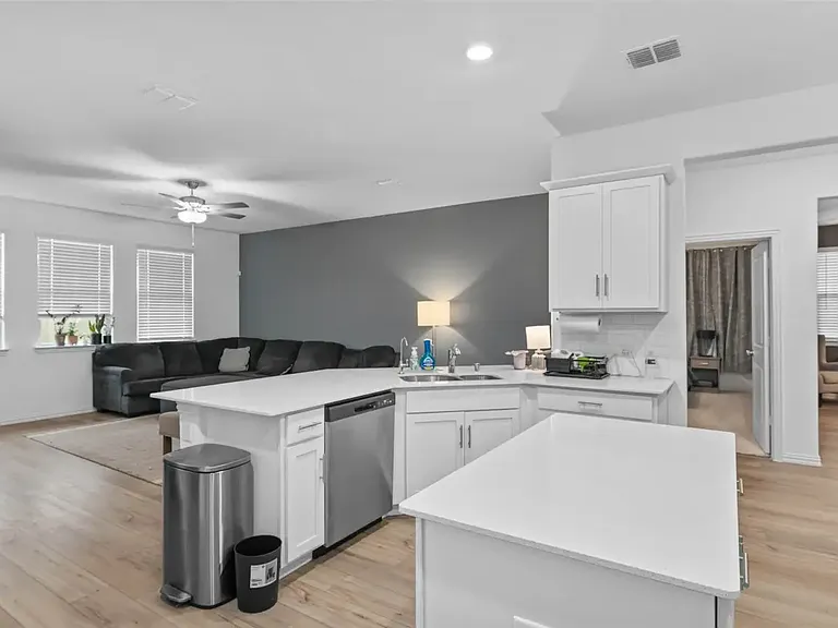 8716 Whistling Duck Dr — Photo 24