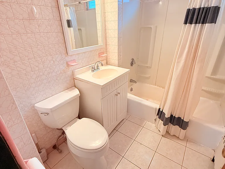 260 Boston Ave — Photo 6