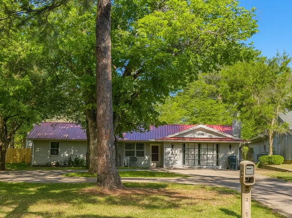 580 33rd St SE, Paris, TX 75460