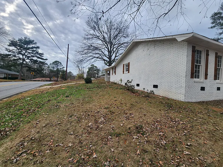 5401 Lichfield Rd — Photo 46