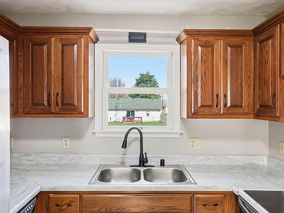 5th image of 1031 Butler Dr