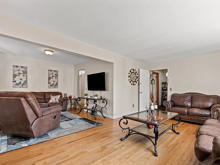65 Miller Ave #1 — Photo 5