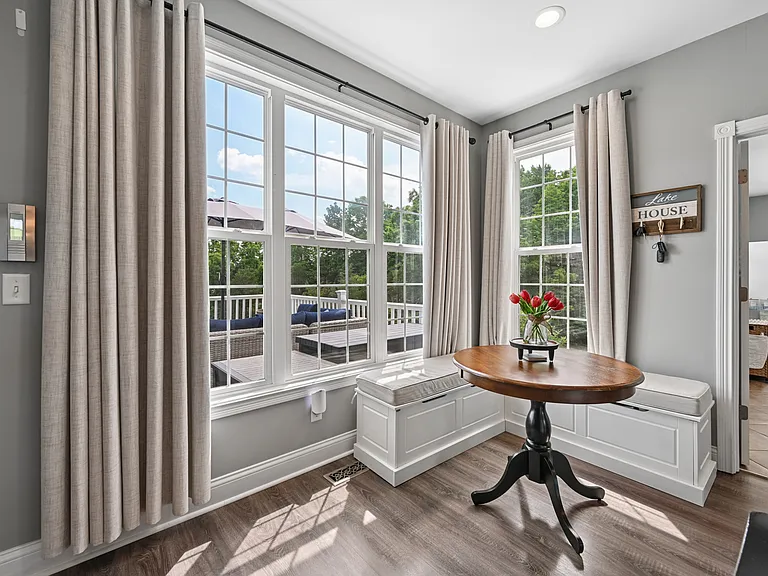 135 Harbour Pointe Dr — Photo 13