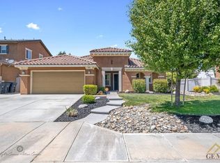 905 Cathy Ln, Tehachapi, CA 93561