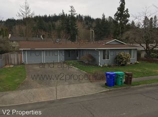 1544 SW 8th Dr, Gresham, OR 97080