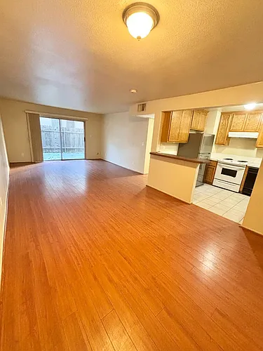 2050 Meridian Ave Photo 1