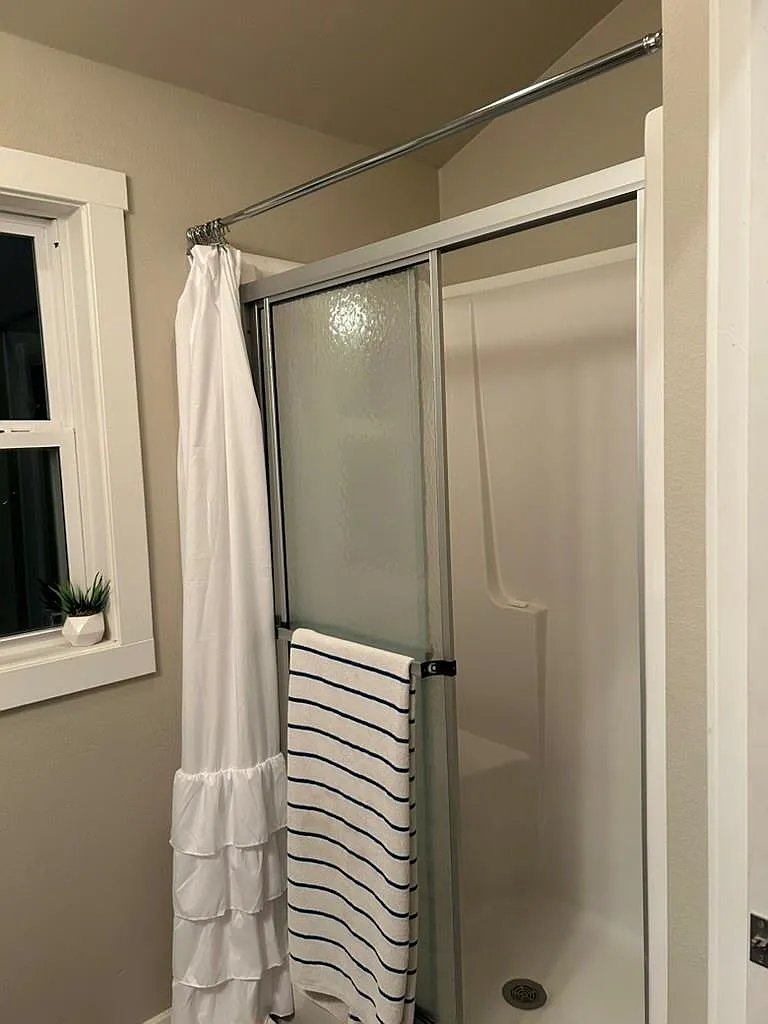 1 bed, 1.0 bath, 550 sqft, $1,295 — Photo 4