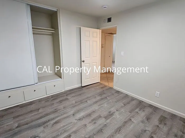 918 Illinois Ave #8 — Photo 8