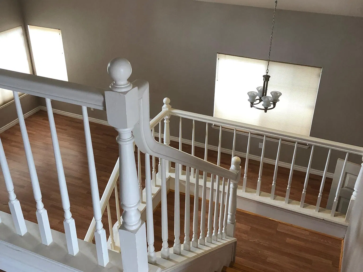 5 bed, 2200 sqft, $4,300 — Photo 3