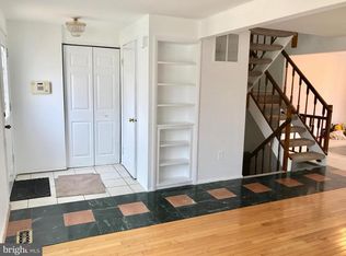 17547 Amity Dr, Gaithersburg, MD 20877