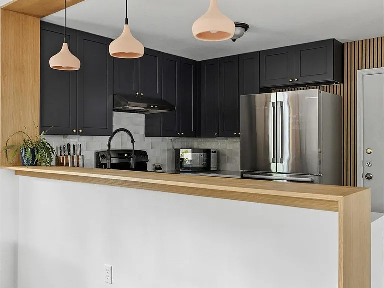 1616 Strickland Dr — Photo 12