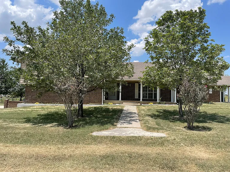 13264 Jackson Rd — Photo 2
