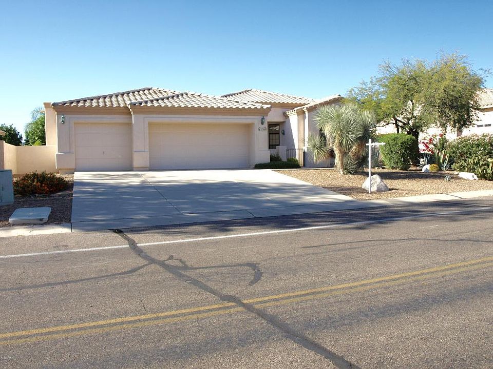 1st image of 1960 W Canada Hills Dr