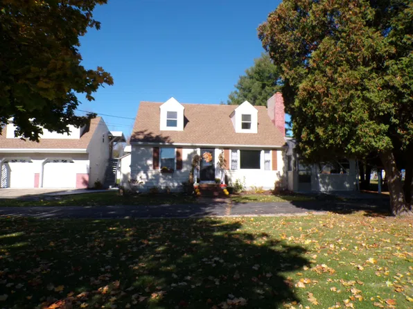 81 Kingsley Rd, Massena, NY 13662
