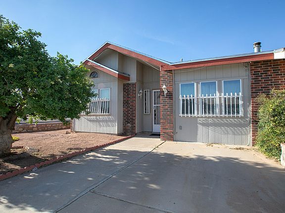 3rd image of 10901 Sagebrush Way #A