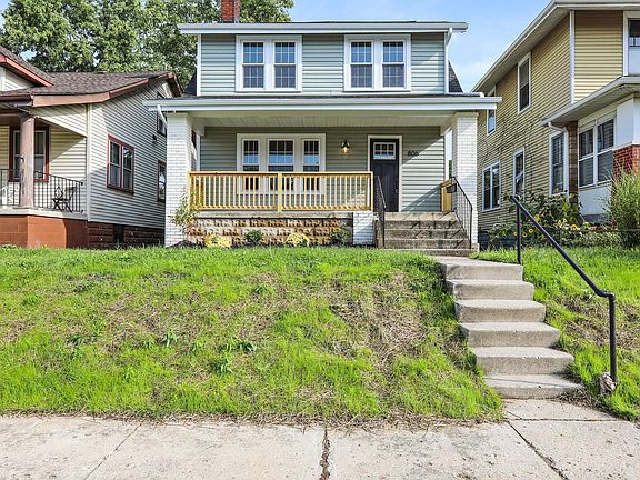 2nd image of 806 Stewart Ave