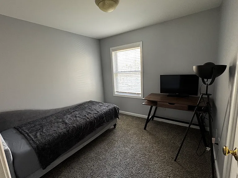 529 Essex St #2 — Photo 1