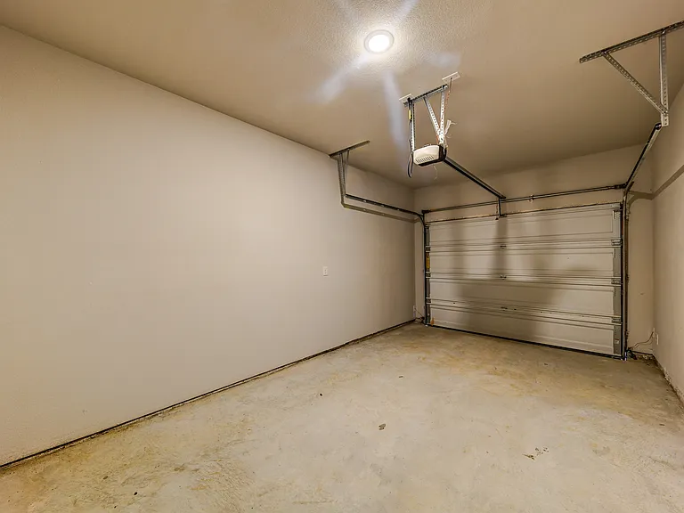 1218 Chestnut Ct #E — Photo 10