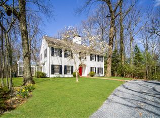 108 Mount Grey Rd, Setauket, NY 11733