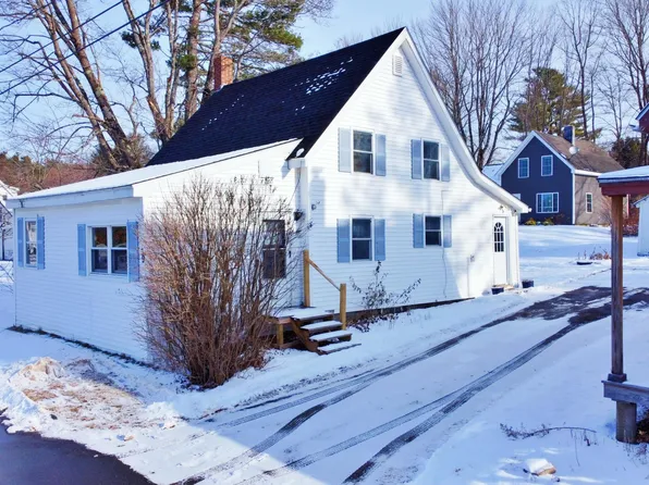 39 Pine Street, Bucksport, ME 04416