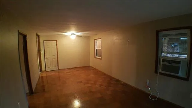 5540 Clayton Ct — Photo 5