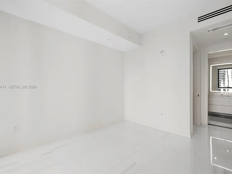 300 Biscayne Boulevard Way #1708 — Photo 19