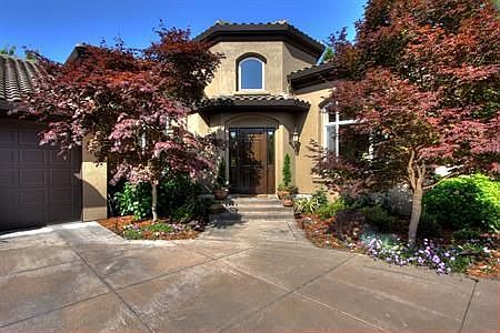 1st image of 6 Southard Ct