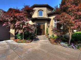 6 Southard Ct, Moraga, CA 94556
