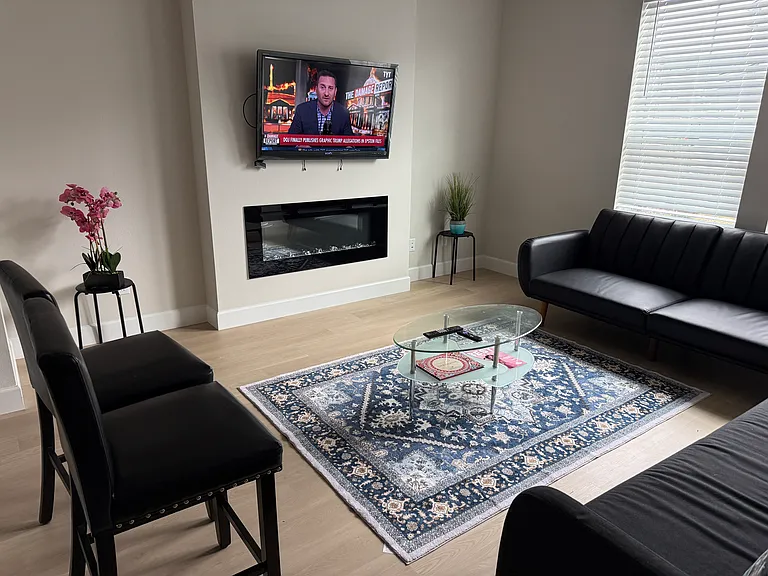 3314 SE Farrow Ln — Photo 8