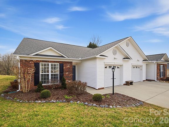 4th image of 109 Morgan Trace Dr SW